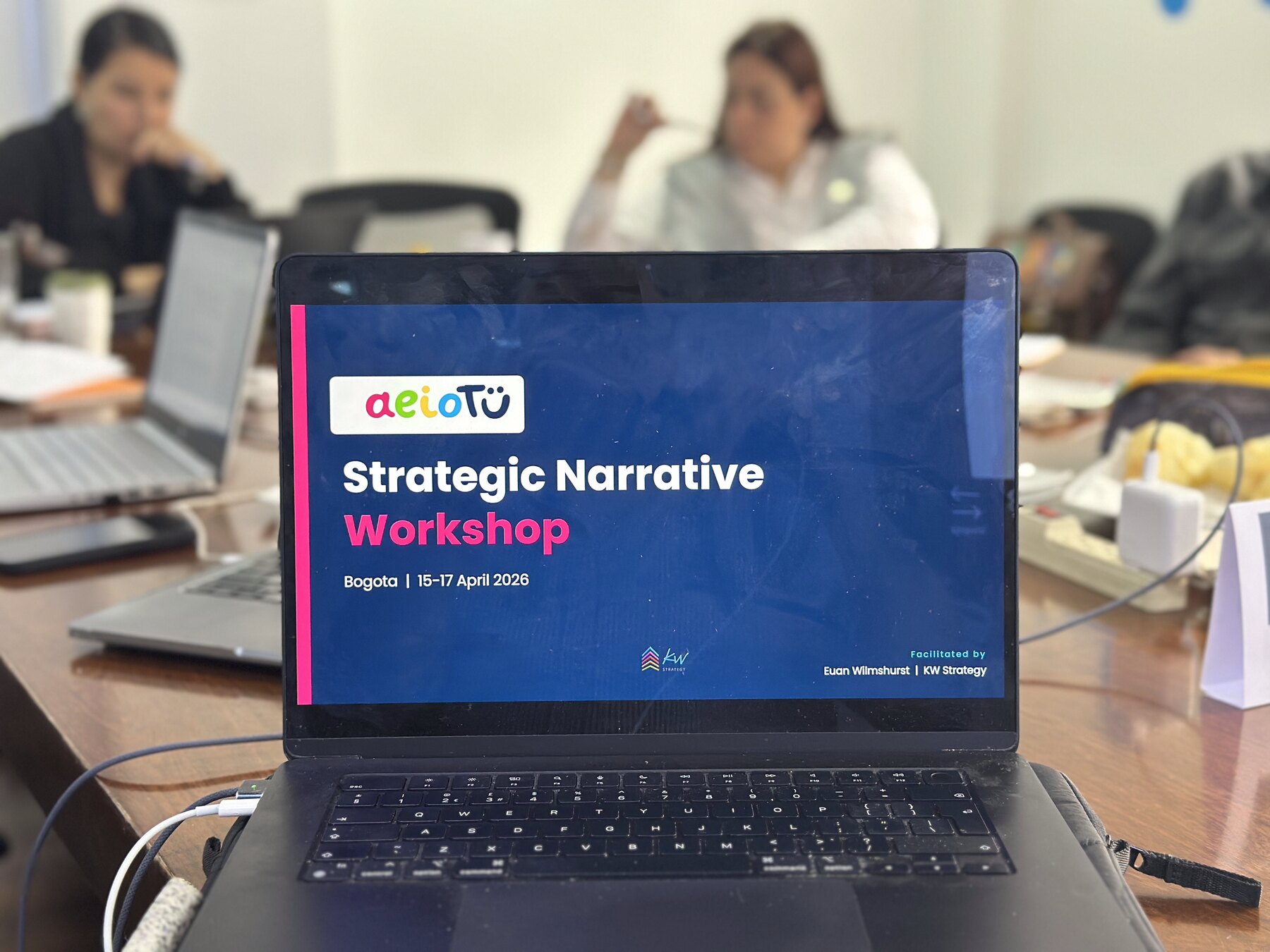 Strategic Narrative Workshop opening slide for aeioTU, Bogotá, April 2026